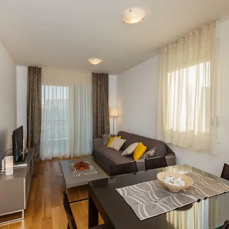 Apartament Apartman Viola *